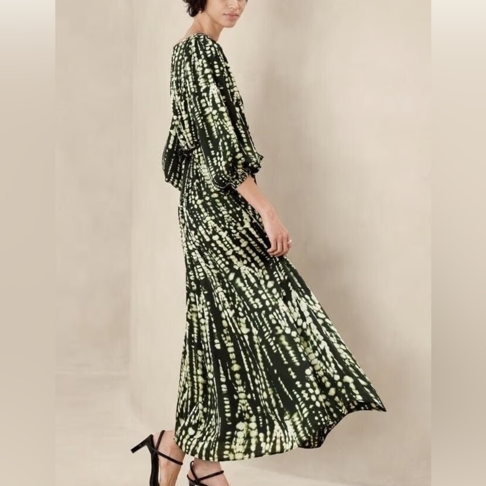 NWT‎ Banana Republic Black, Green & Cream Tie-Dye Long Sleeve Maxi w Tie Waist